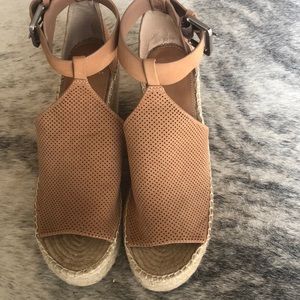 Marc Fisher Annie Espadrille Wedge Size 9